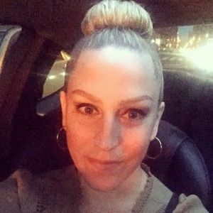 Meet your Posher, Leanne